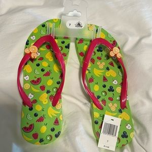 Disney flip flops new with tags size 7. NWT